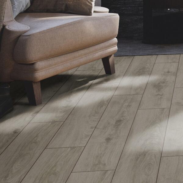 M1020 Valencia Oak AC5